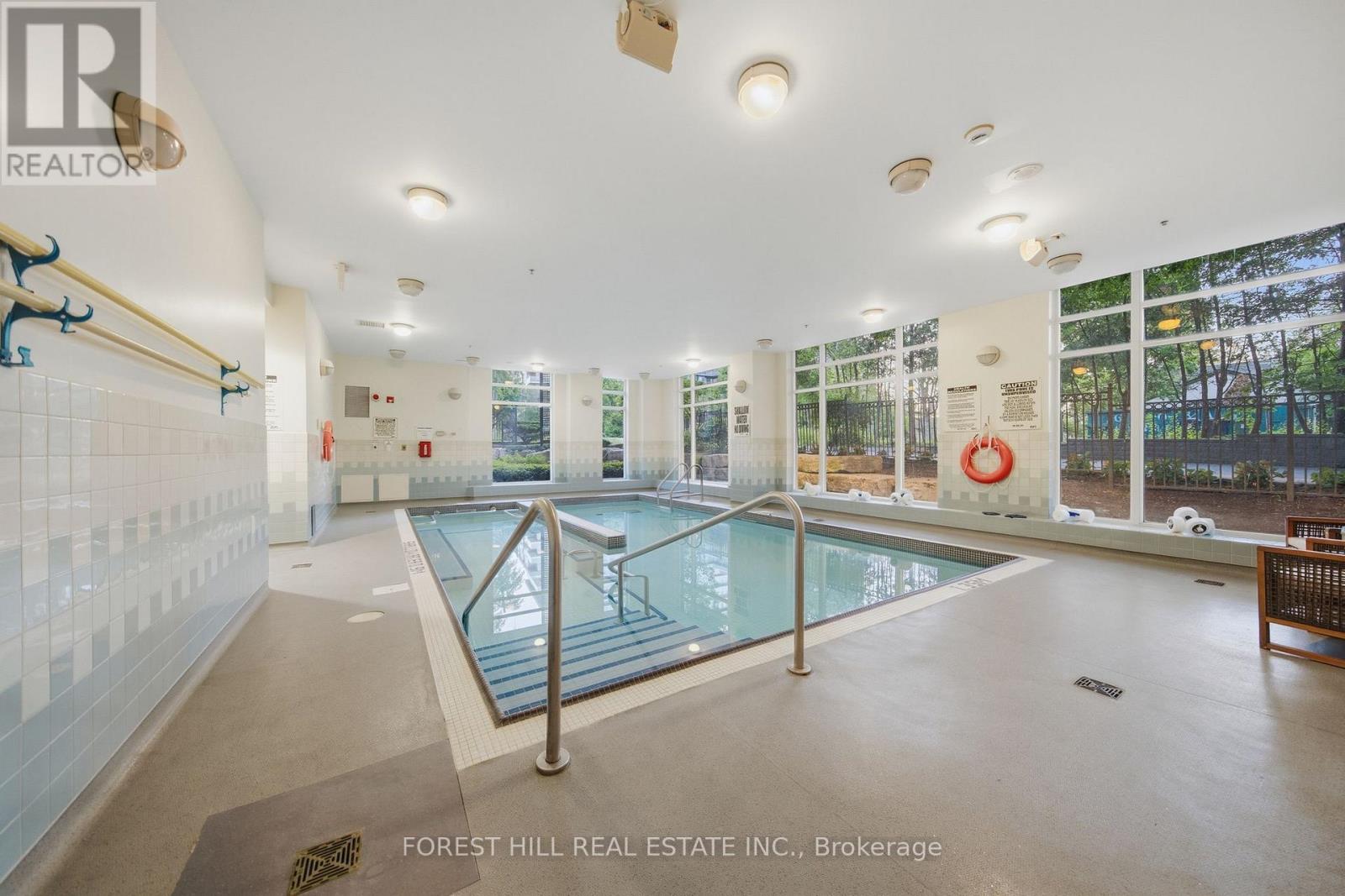 #211 12 REAN DRIVE - 34