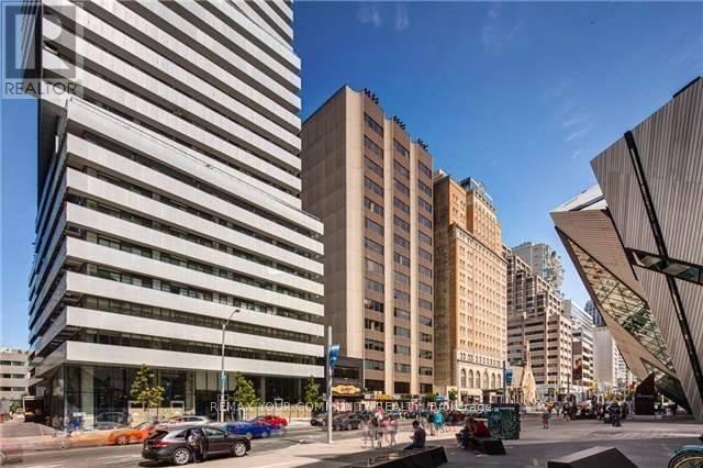 #2006 200 BLOOR STREET W - 1