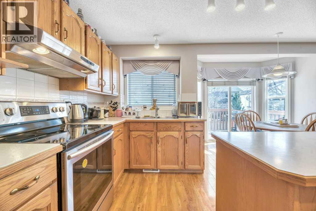 52 Country Hills Green NW - 9