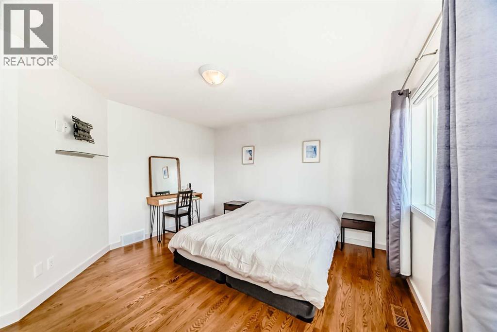 191 Sienna Park Terrace SW - 19