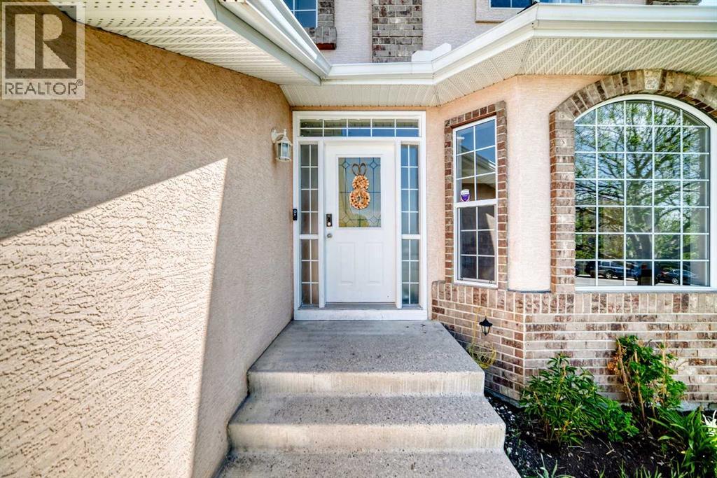 191 Sienna Park Terrace SW - Image 2