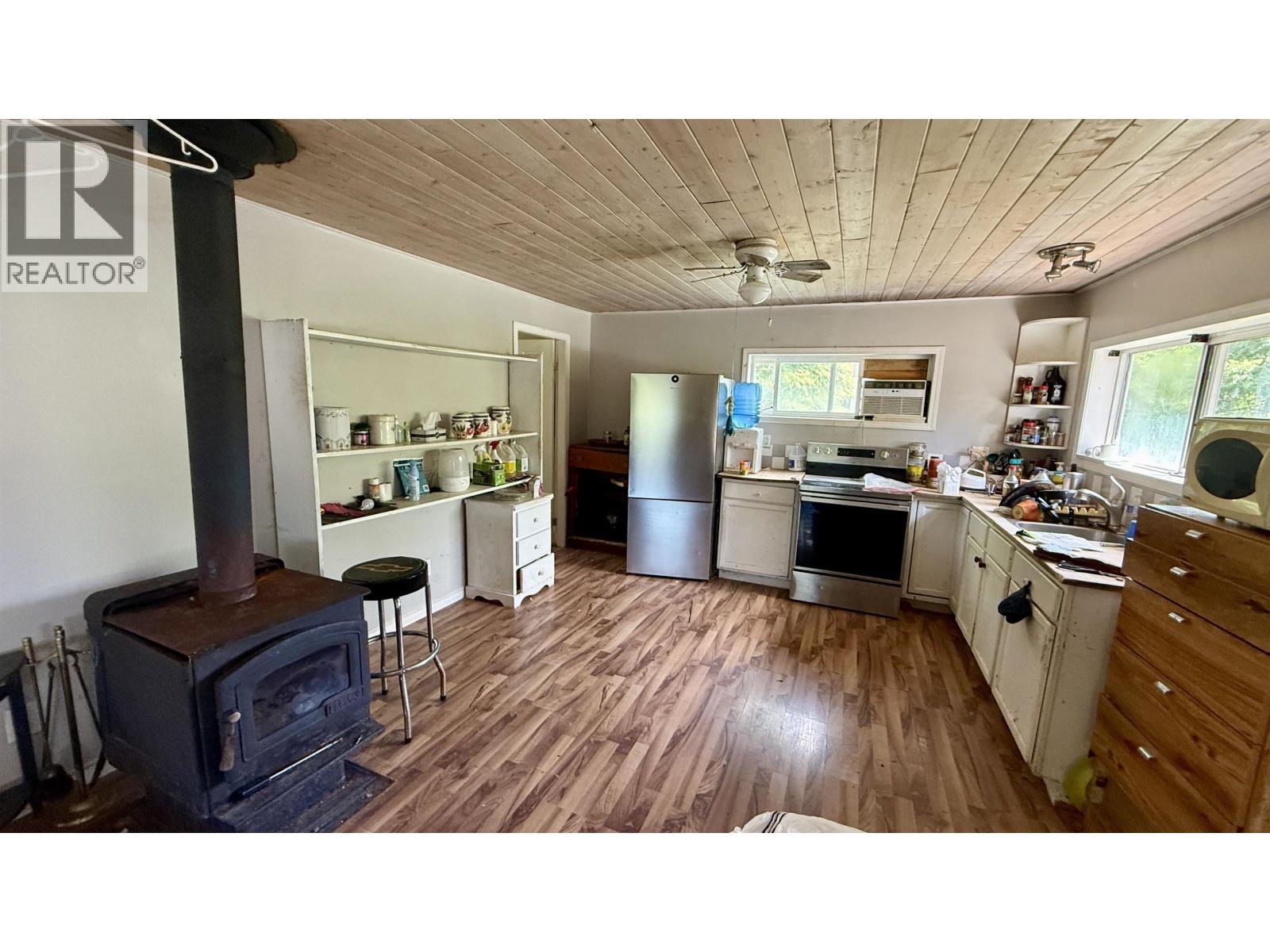 7573 RESORT ROAD - 2