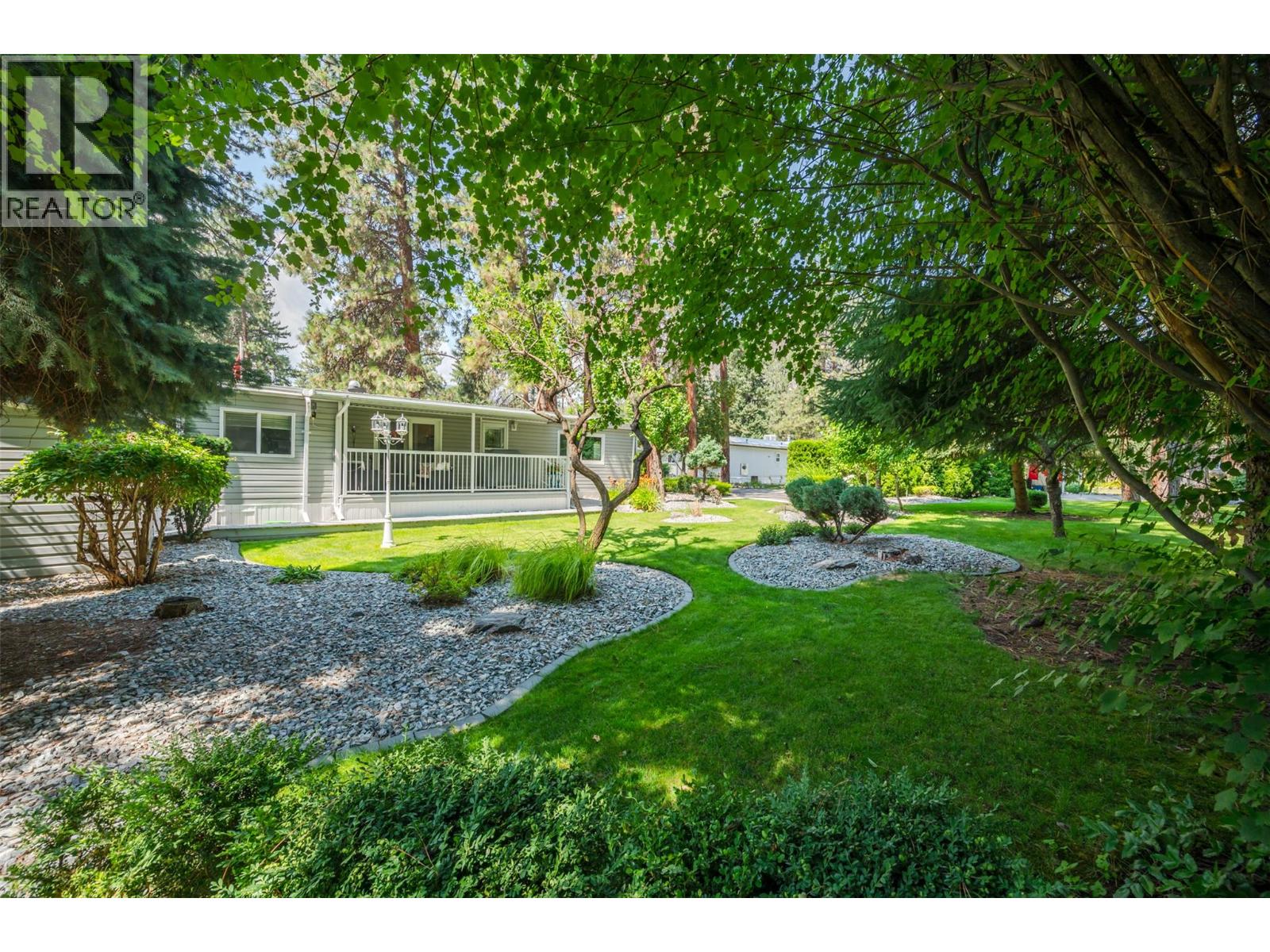 8487 97 Highway Unit# 18, Oliver