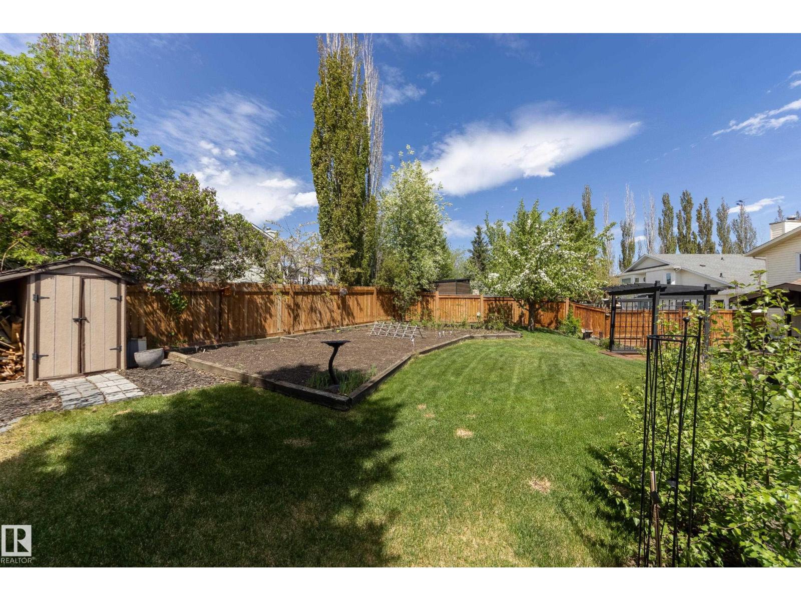 4806 42 ST - 50