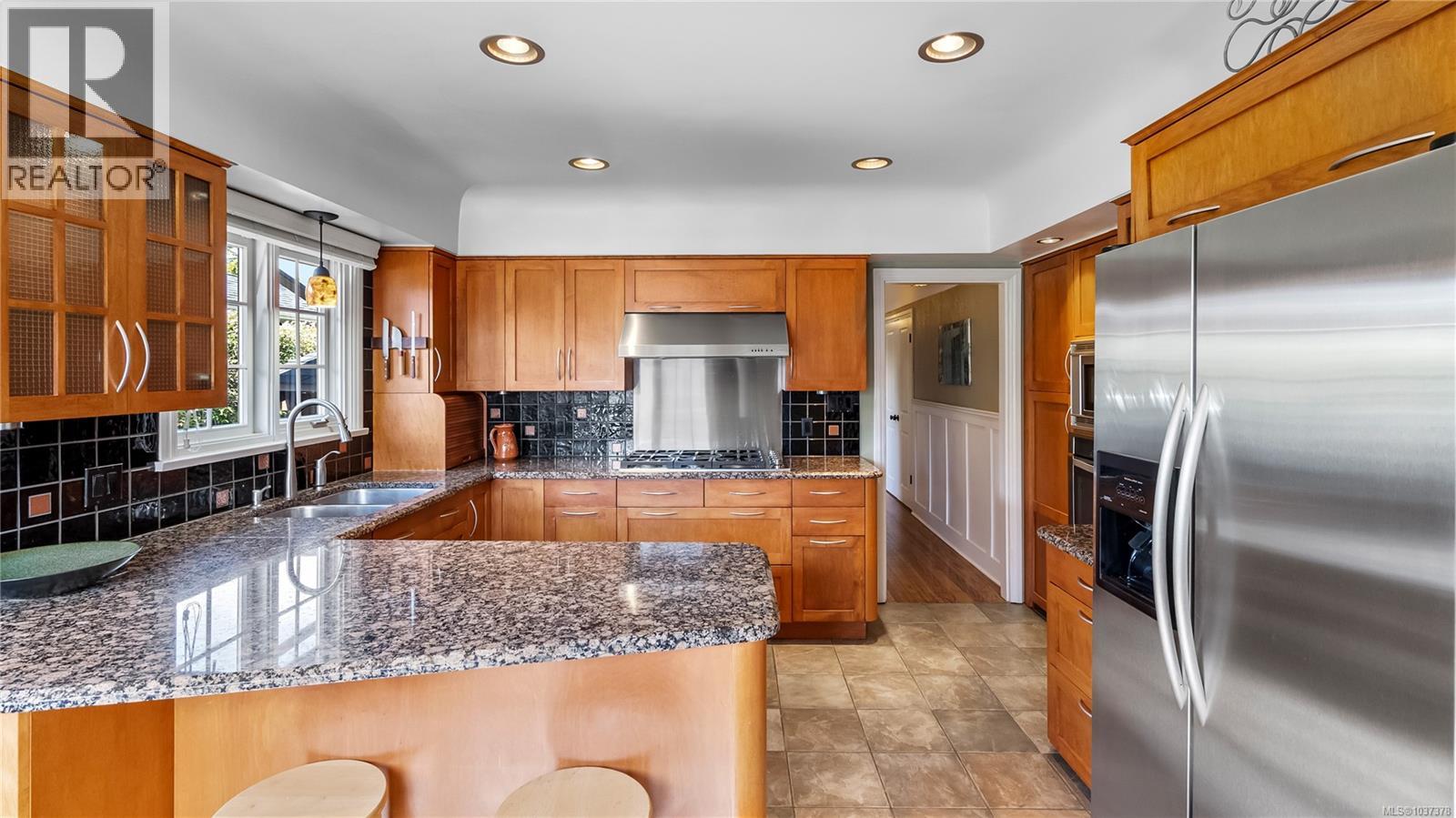 2678 Dunlevy St - 8