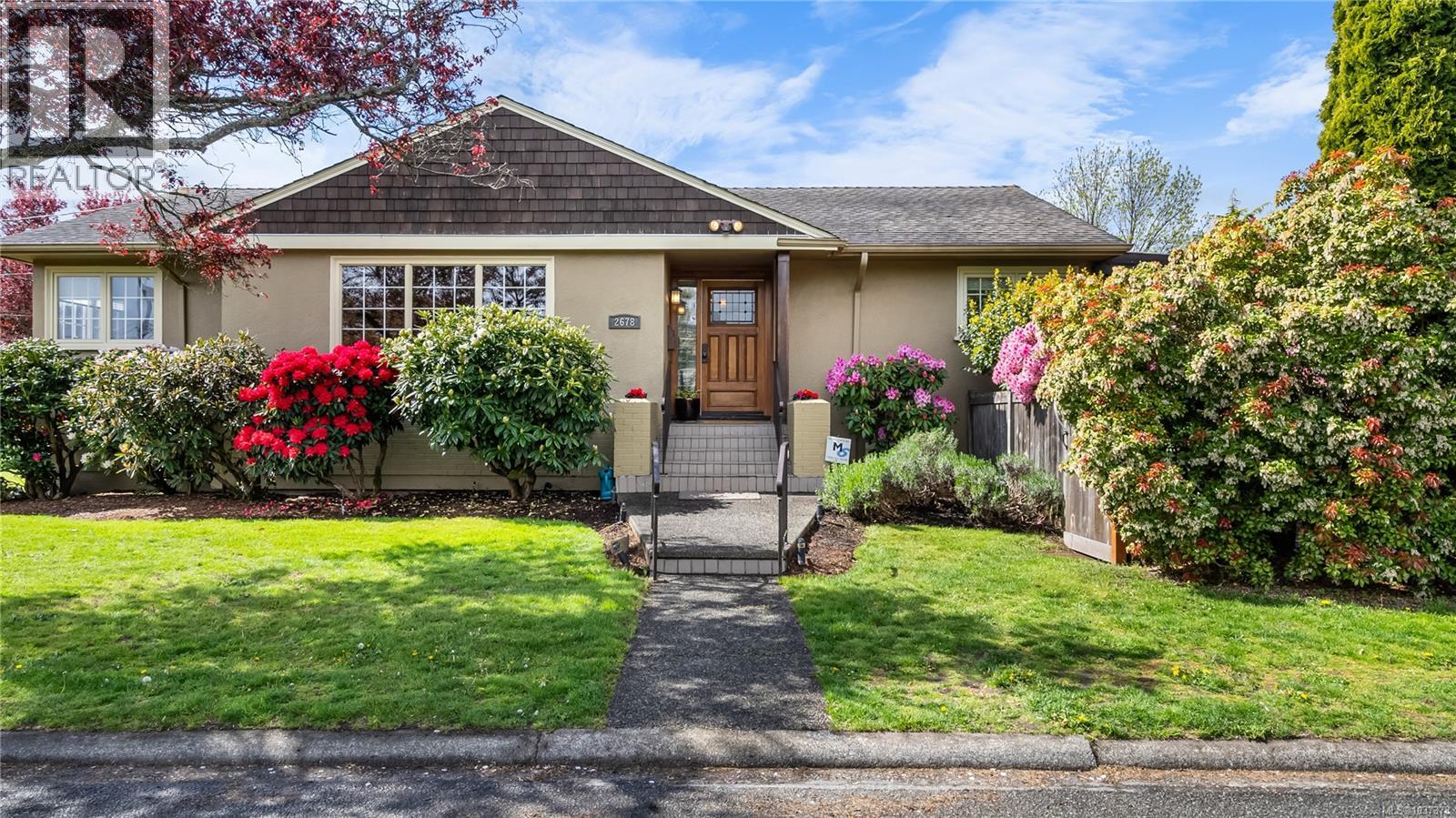 2678 Dunlevy St - Image 2