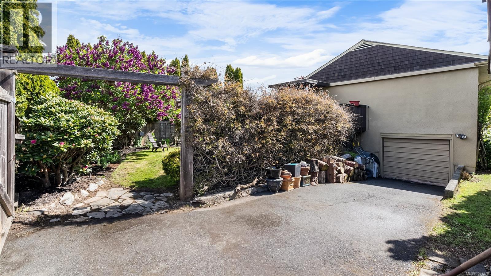 2678 Dunlevy St - 23