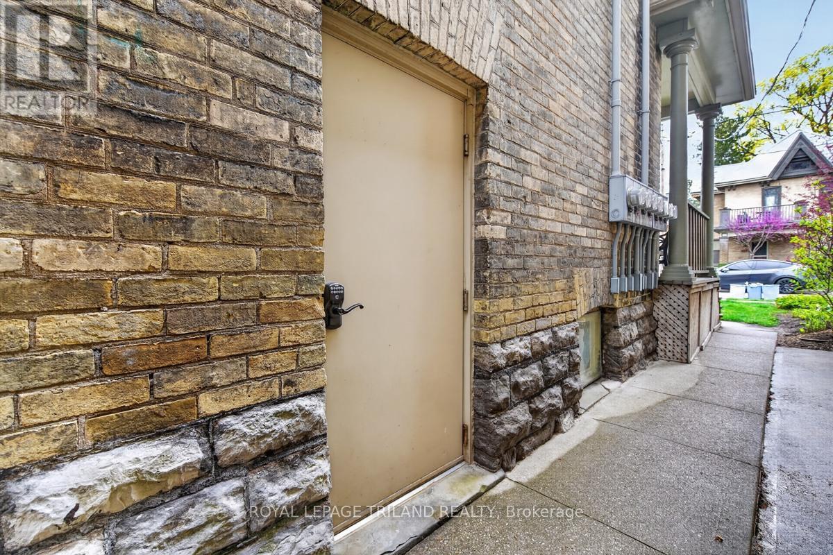 298 HYMAN STREET - 45