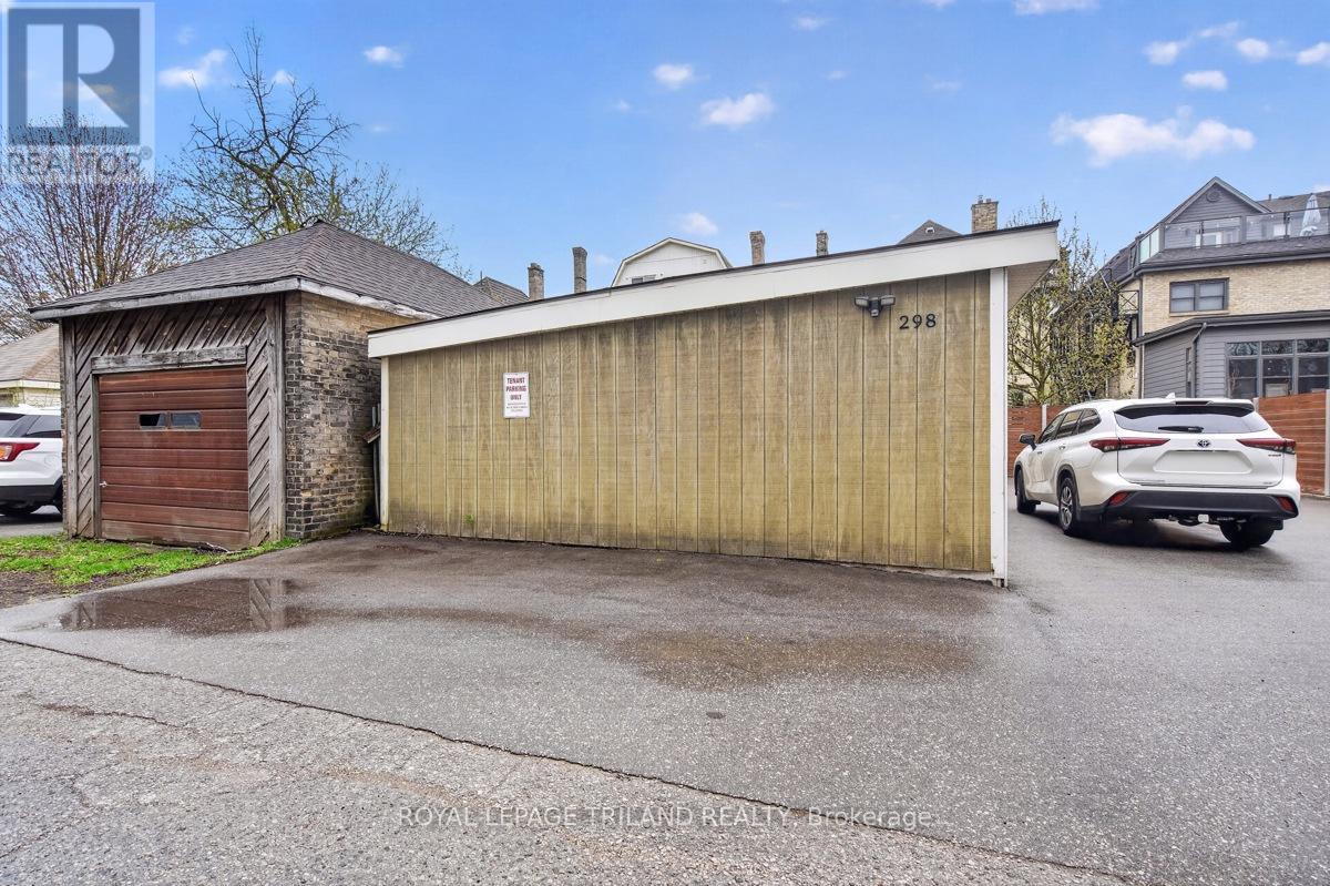 298 HYMAN STREET - 47