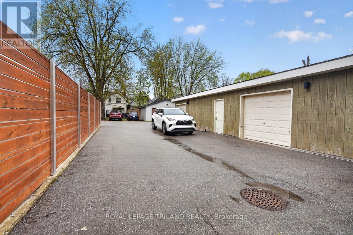 298 HYMAN STREET - 48
