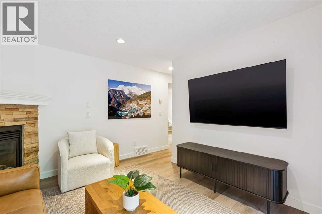 704 3 Avenue NW - 31