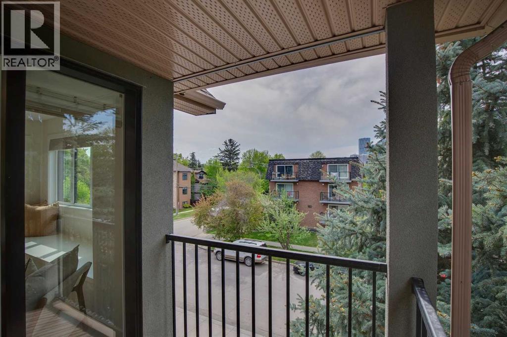 704 3 Avenue NW - 26