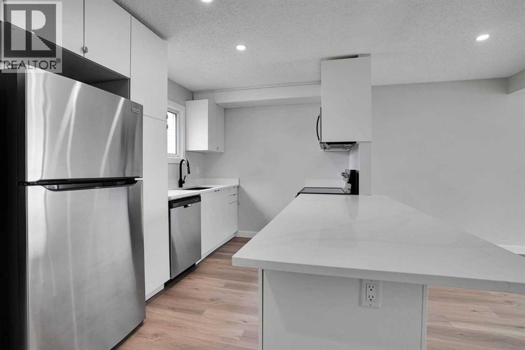 #16 131 Templehill Drive NE - 10
