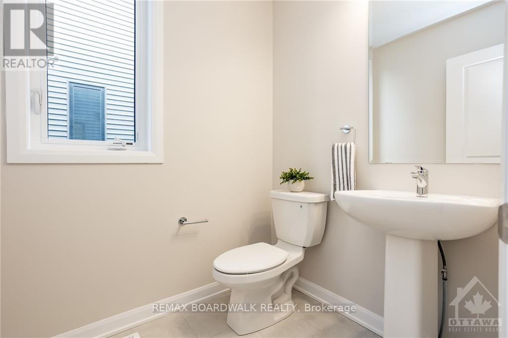 262 TULLAGHAN HEIGHTS - 4
