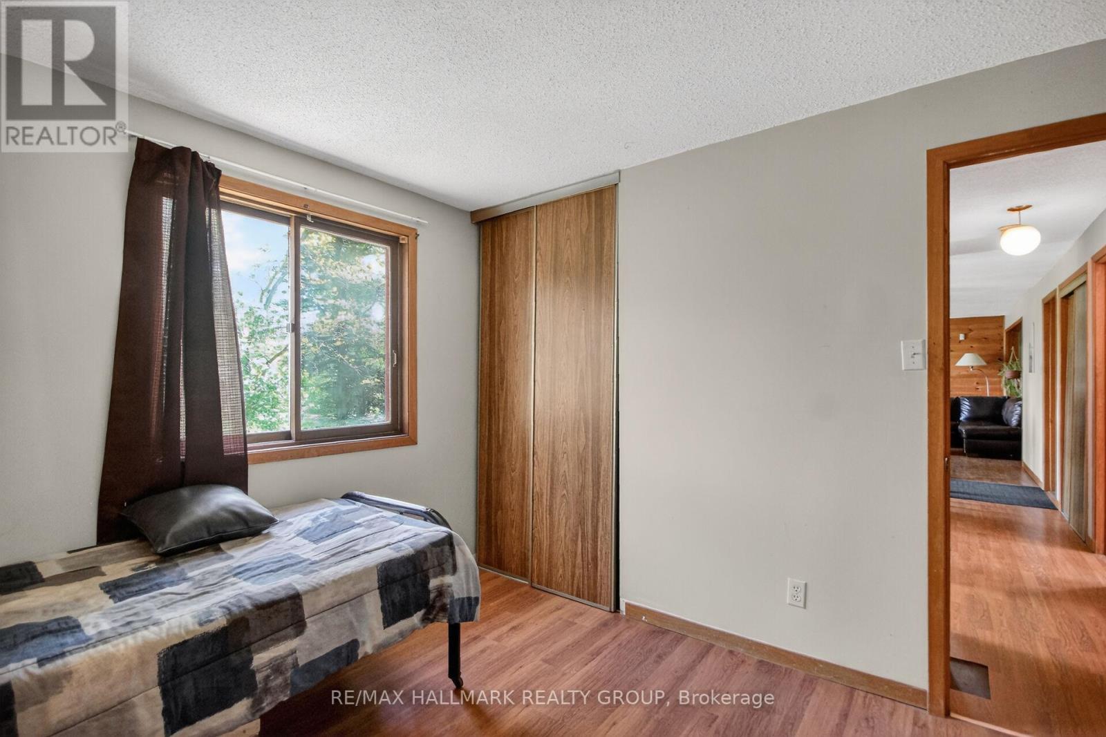 1054 MCCREA ROAD - 21