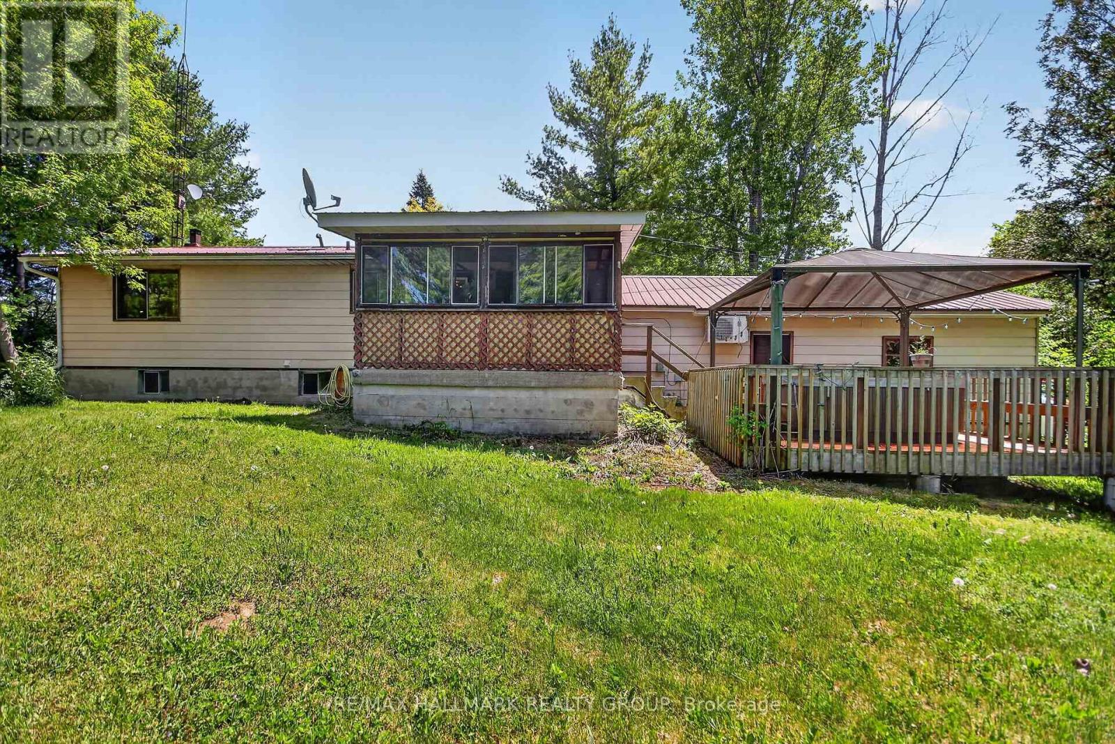 1054 MCCREA ROAD - 31