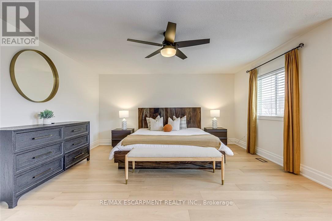 4267 SARAZEN DRIVE - 33
