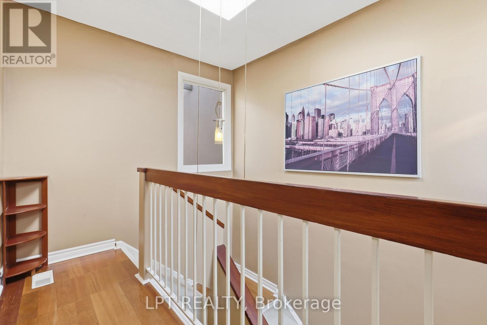 #21 24 REID DRIVE - 19