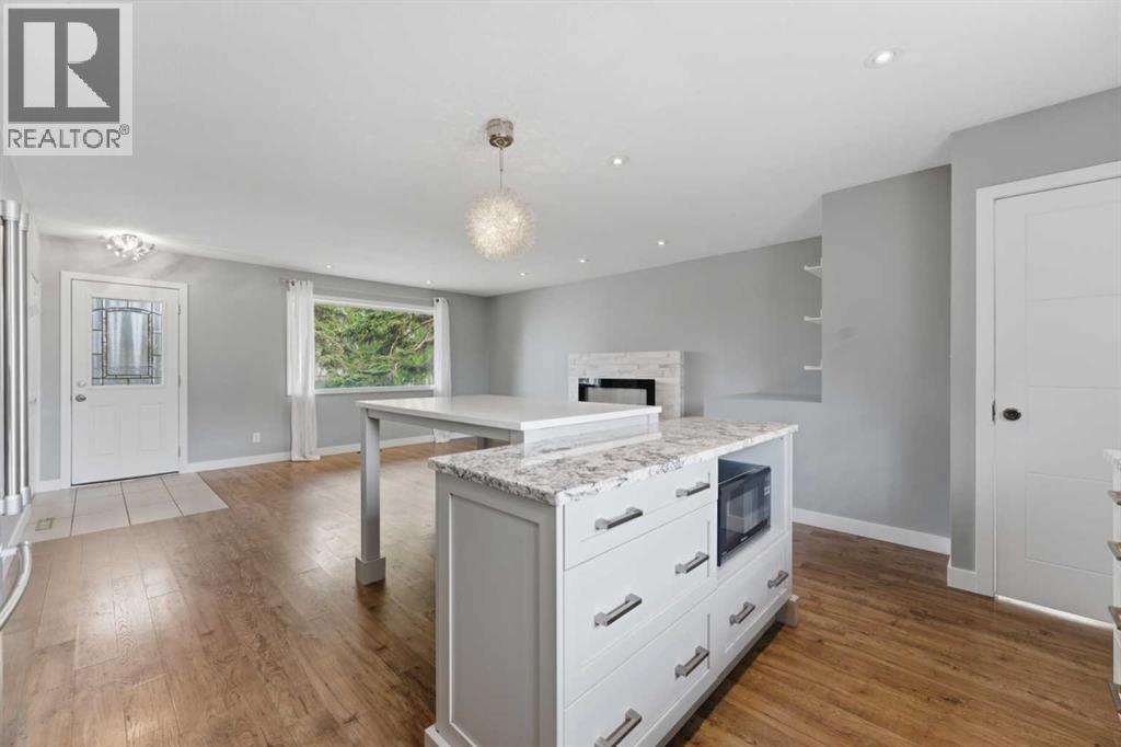 819 Avonlea Place SE - 13