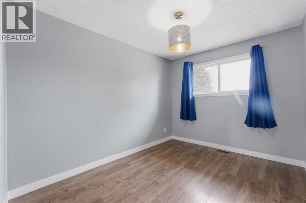 819 Avonlea Place SE - 14