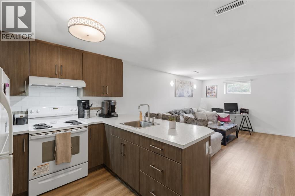 819 Avonlea Place SE - 23