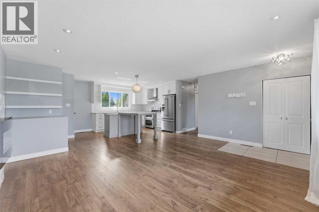 819 Avonlea Place SE - Image 3