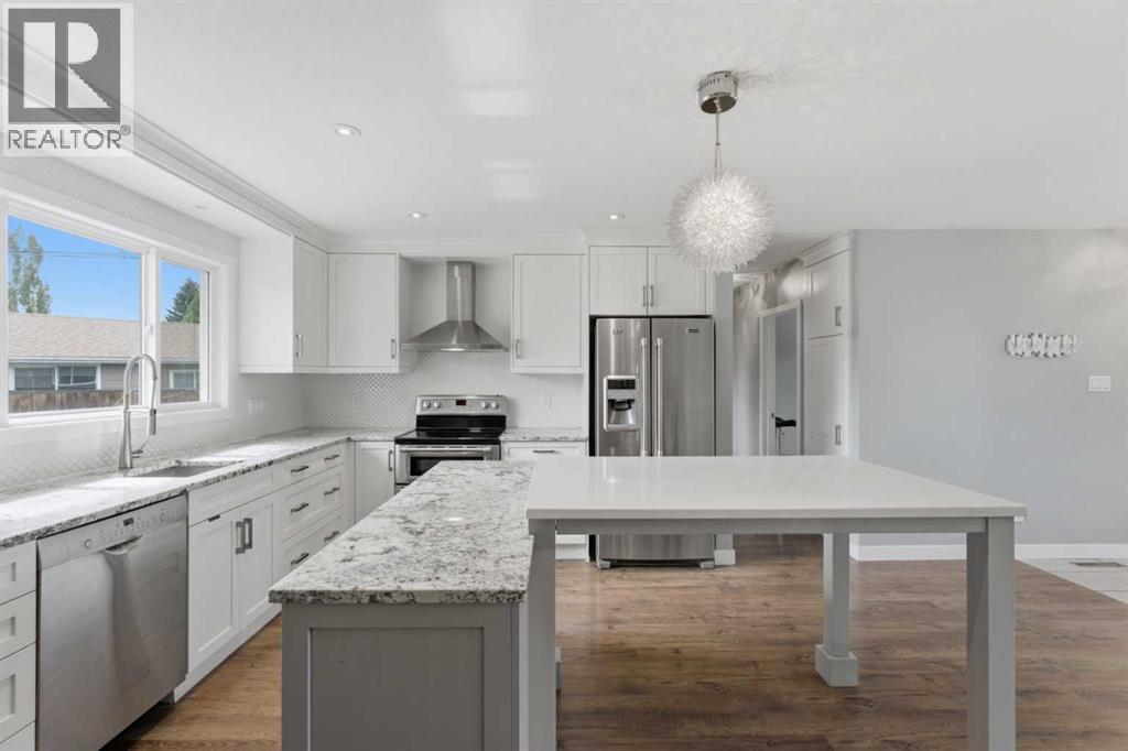 819 Avonlea Place SE - 9