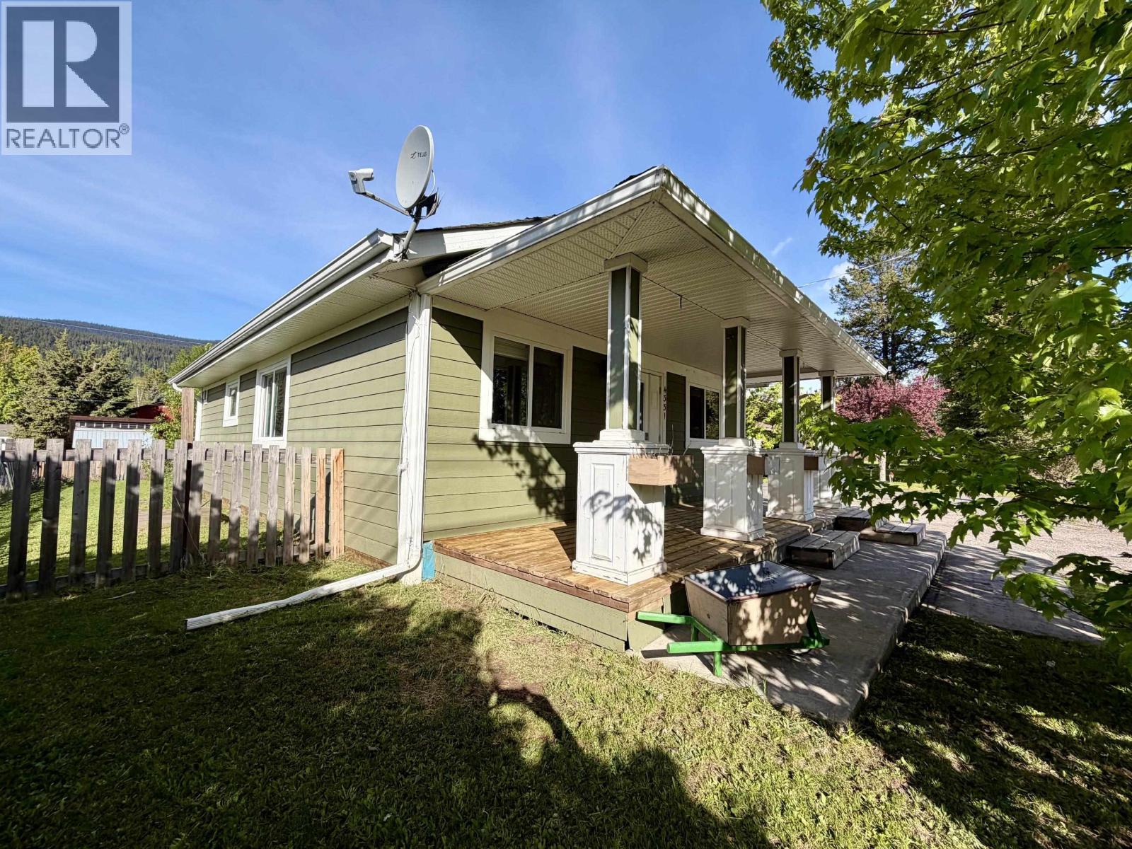 4331 THIRD AVENUE - 4
