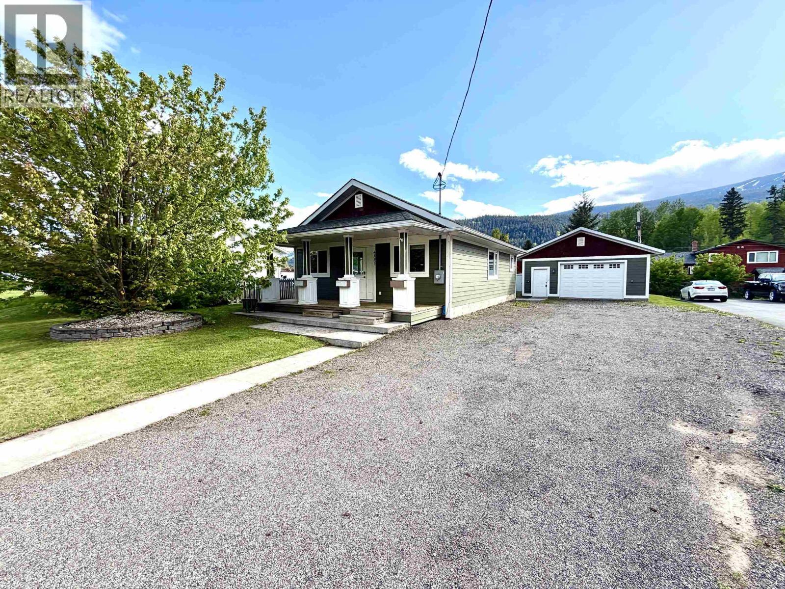 4331 THIRD AVENUE - 34