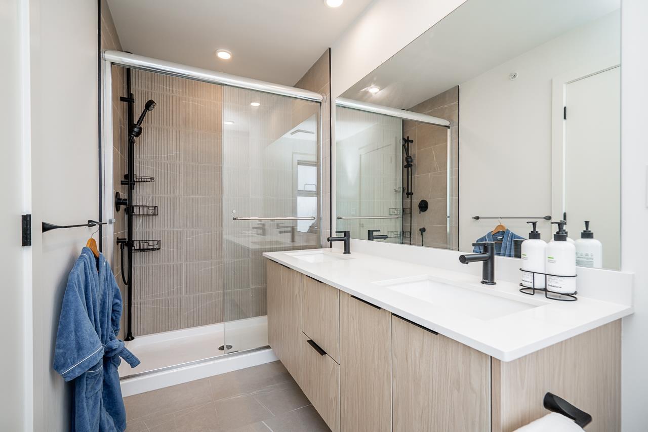 4 Bed, 3 Bath Townhouse for Sale in Langley – 2 7670 207 STREET, Langley – MLS# R3113841 - Image 24