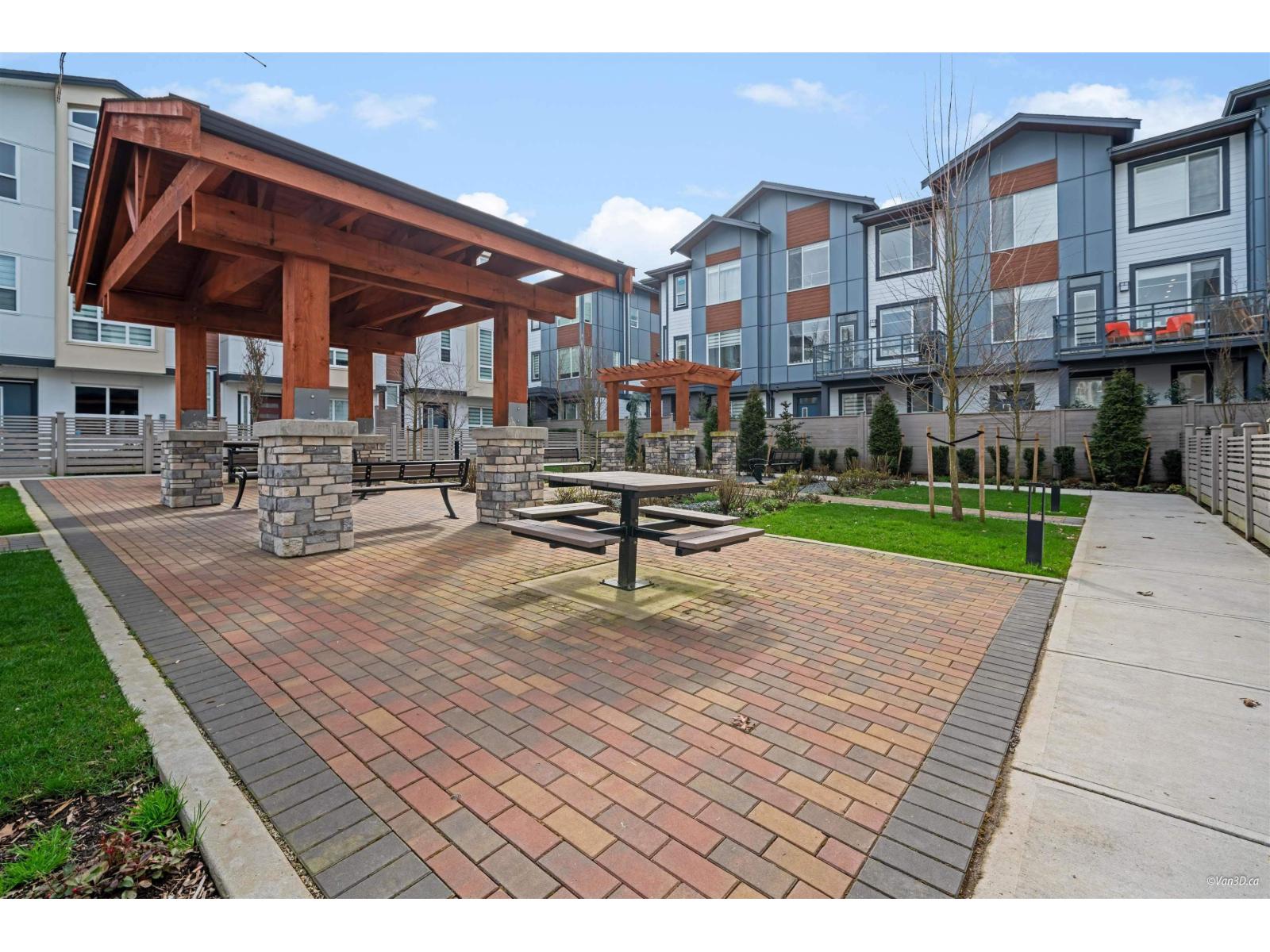 4 Bed, 3 Bath Townhouse for Sale in Langley – 2 7670 207 STREET, Langley – MLS# R3113841 - Image 14