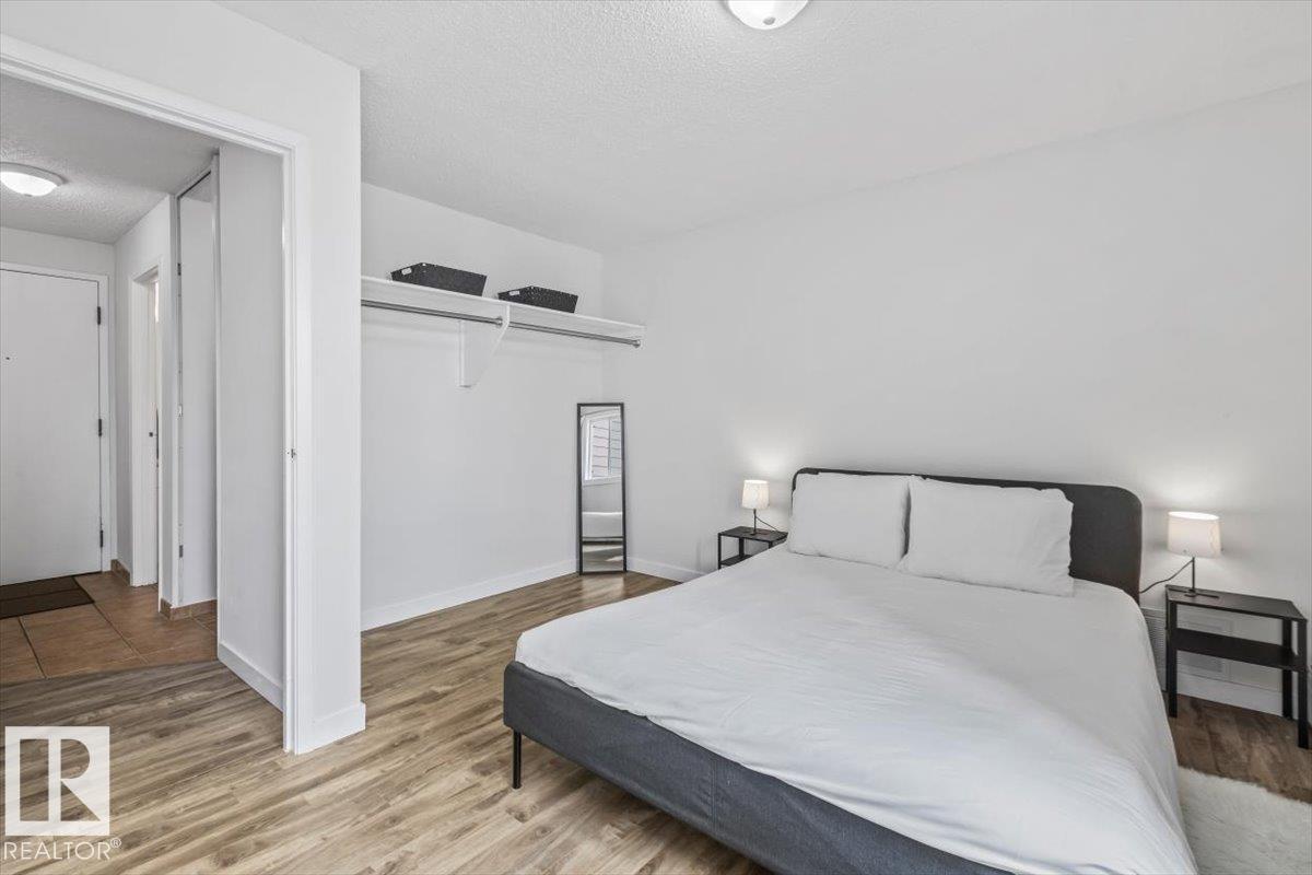#207 11224 116 ST NW - 15