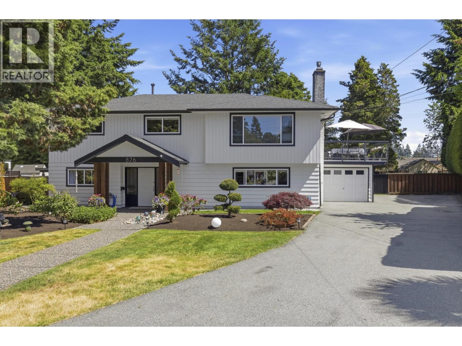 876 HARRIS Place - photo 2