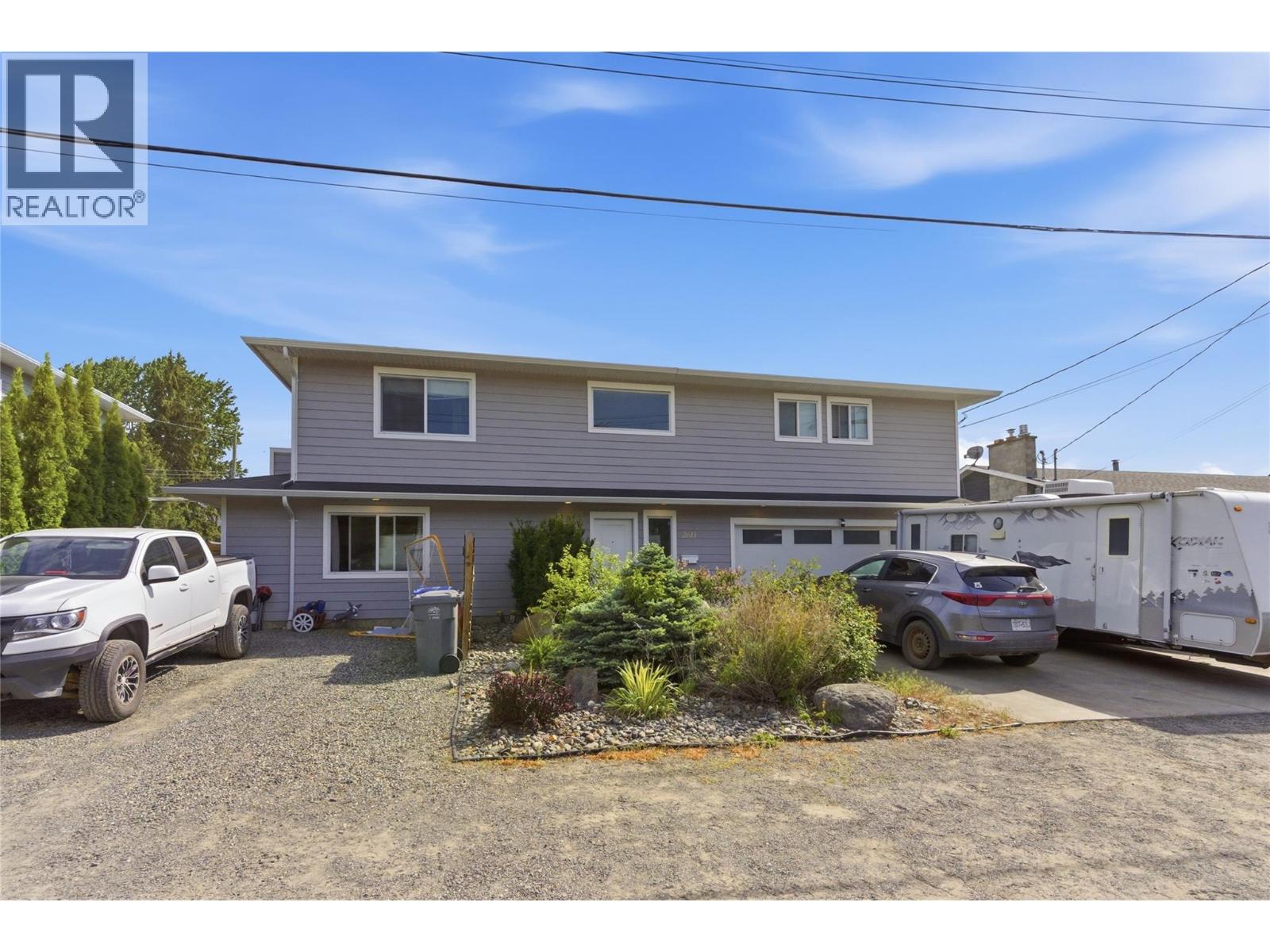 2611 GREENFIELD Avenue - main photo