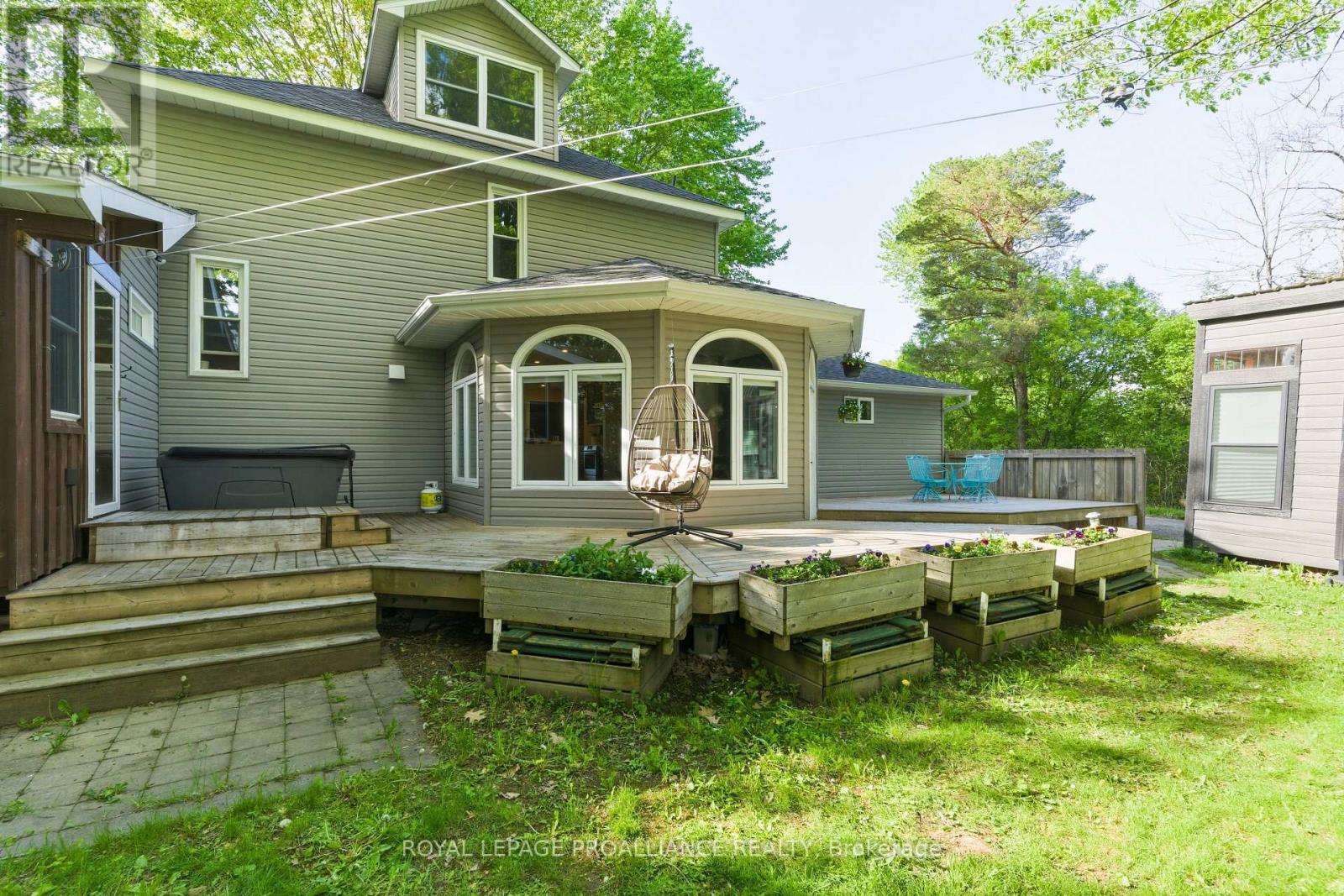 1379 COUNTY ROAD 2 ROAD W - 31