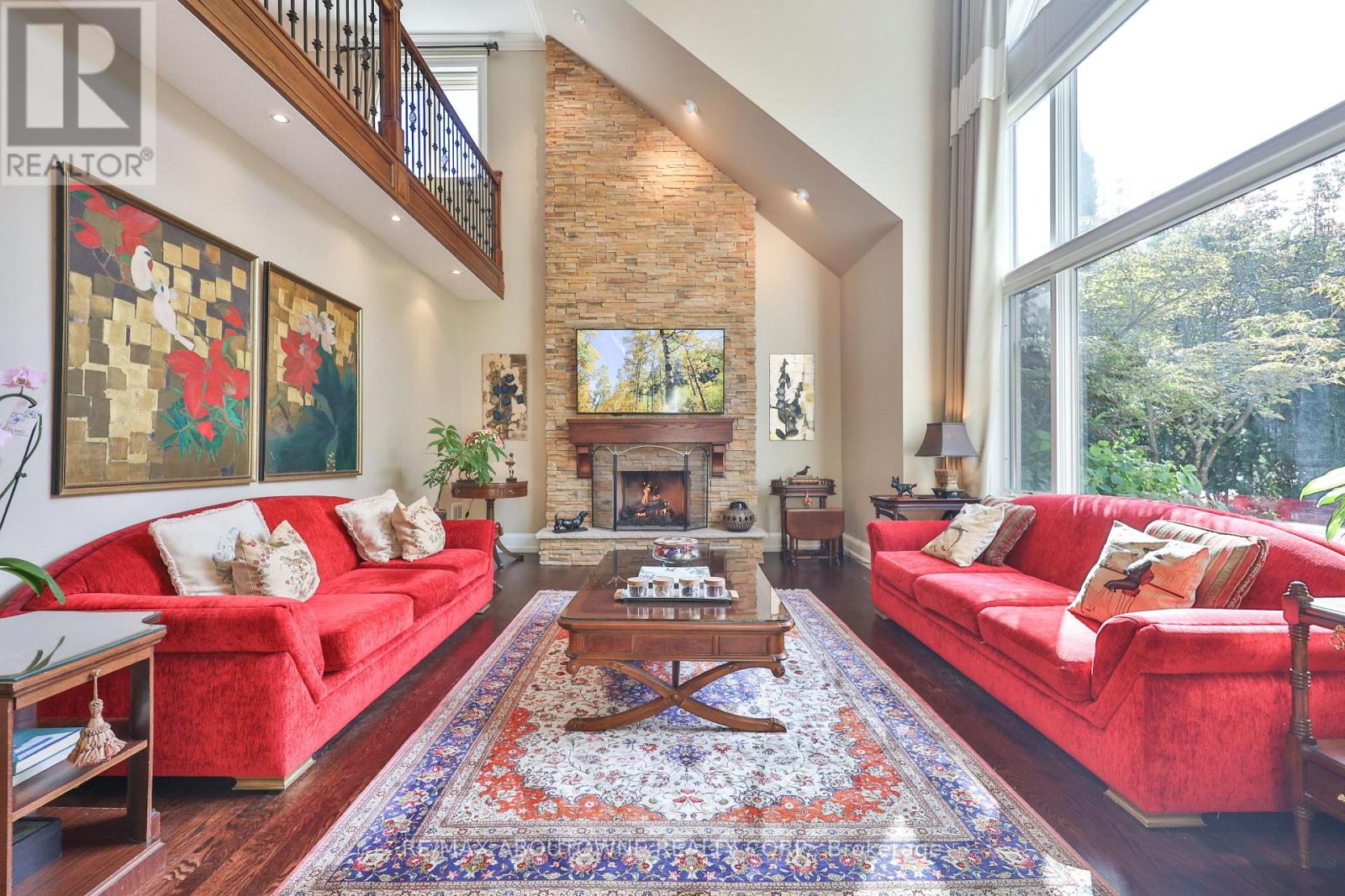342 POMONA AVENUE - 26
