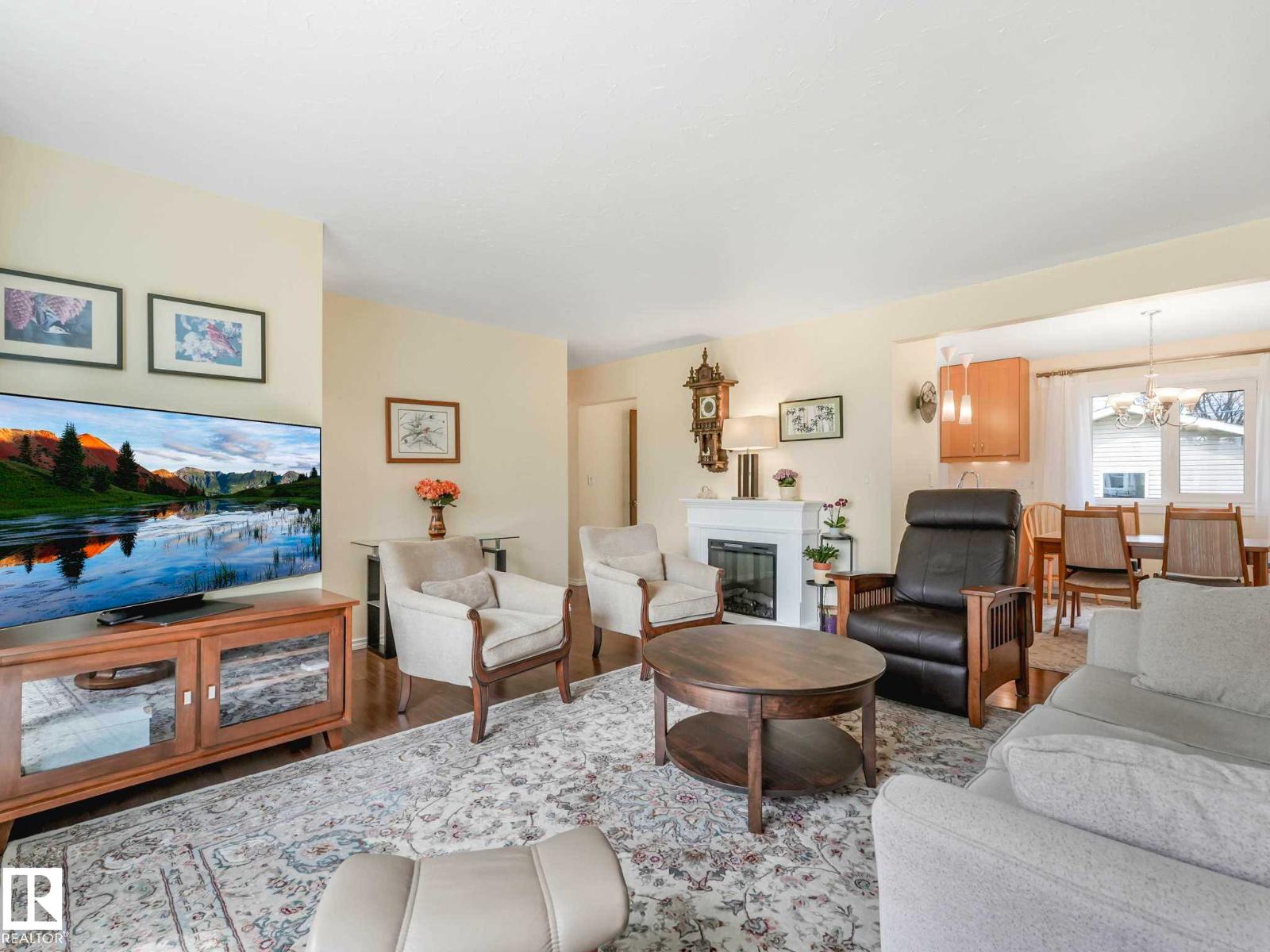7508 76 AV NW - 5
