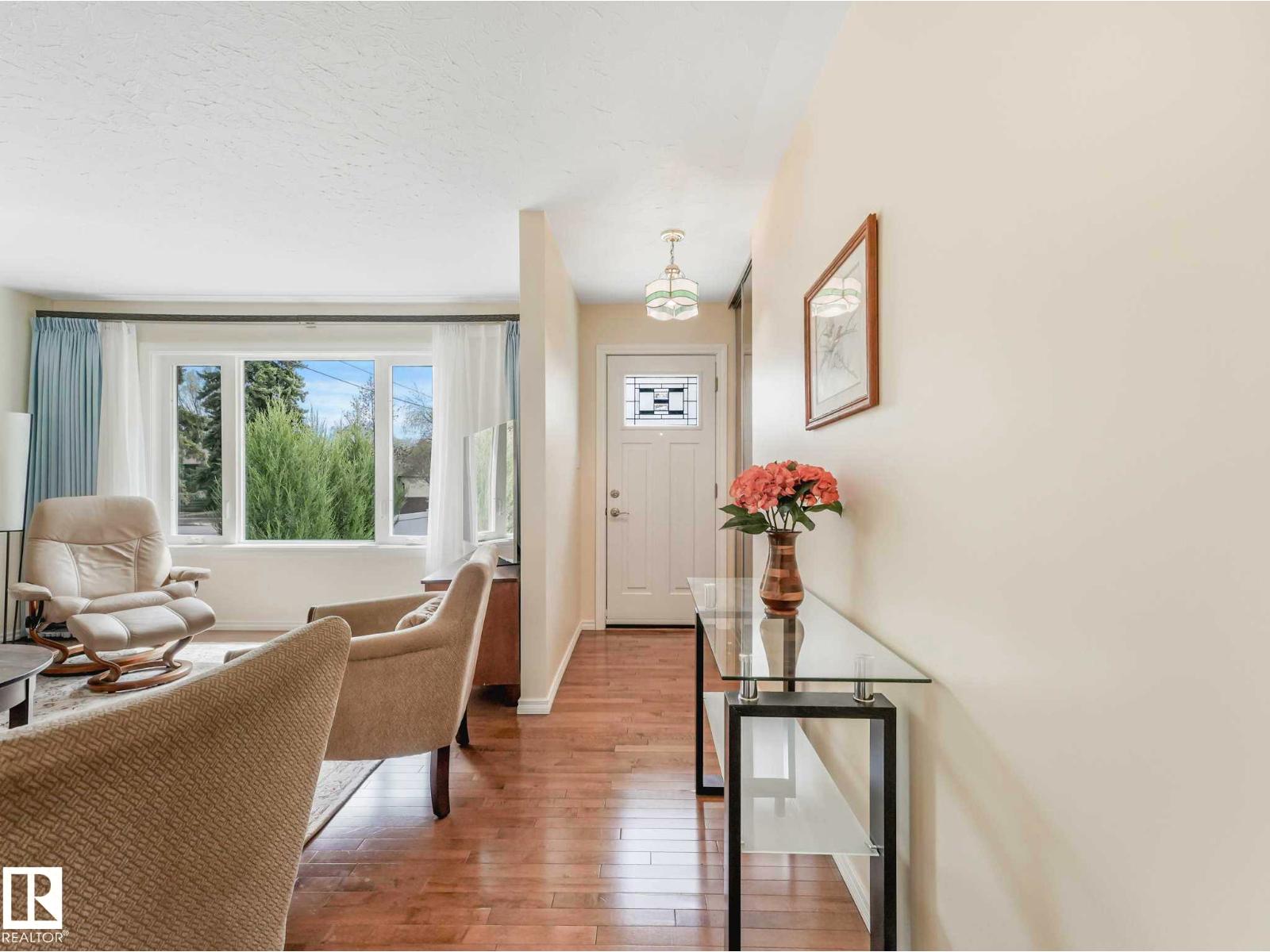 7508 76 AV NW - Image 2