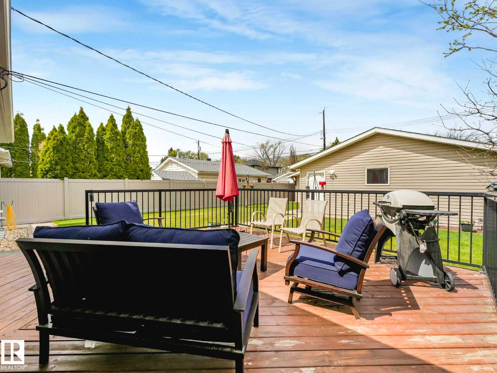 7508 76 AV NW - 32