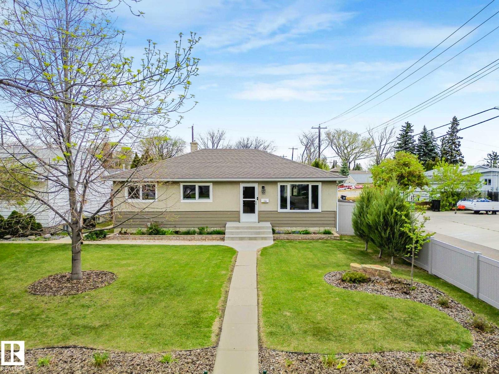 7508 76 AV NW - 45