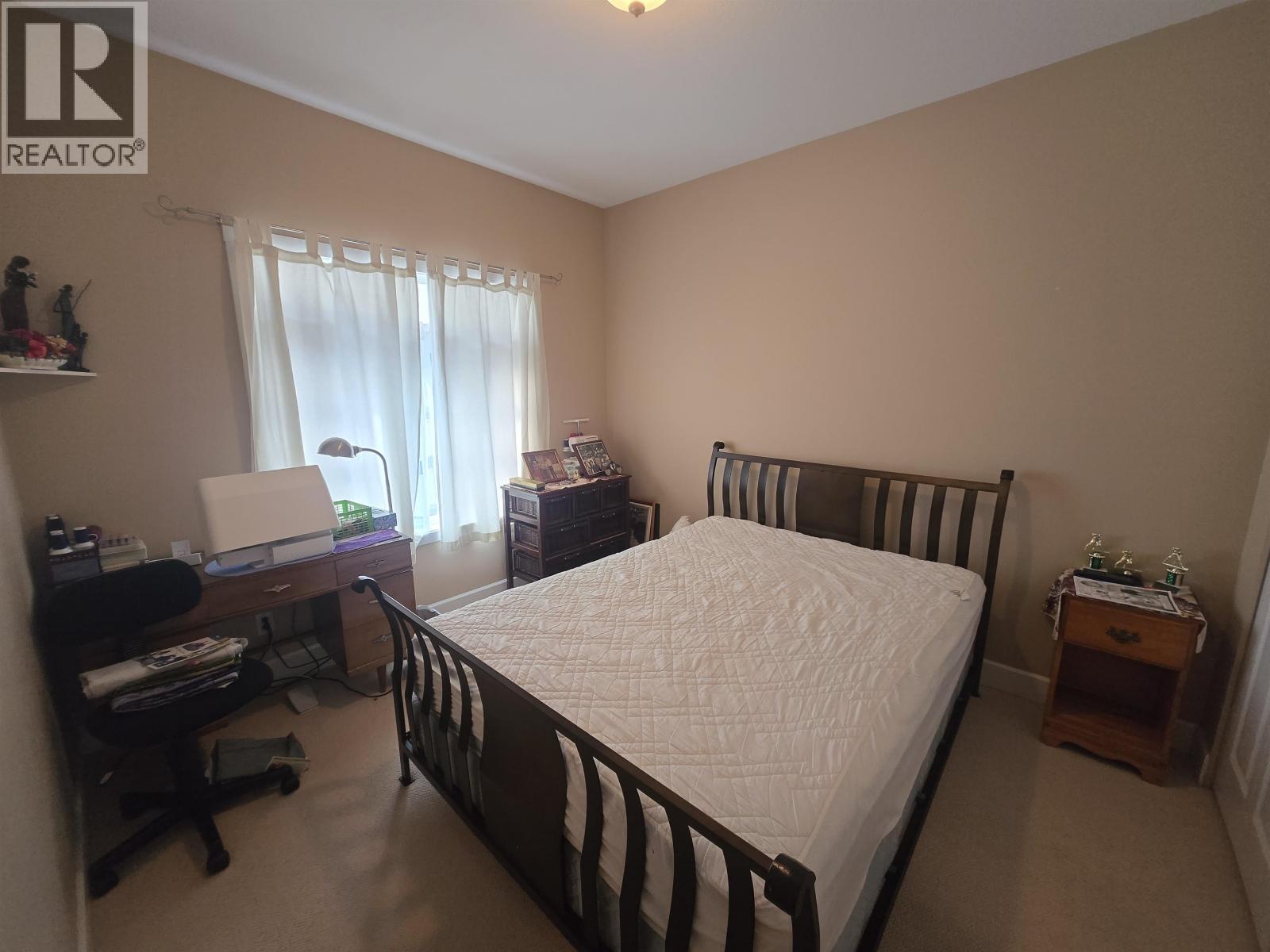 #154 1702 DYKE ROAD - 26