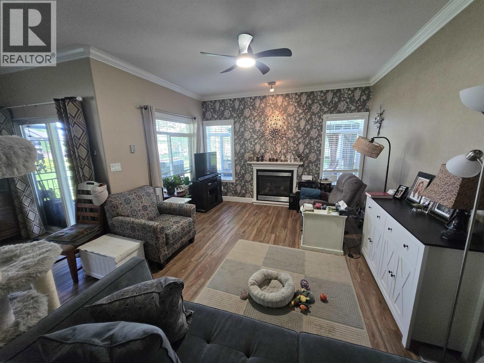 #154 1702 DYKE ROAD - 21