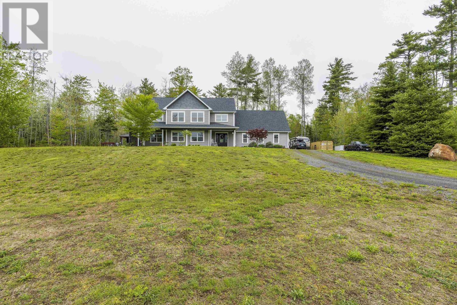 561 Hall Road - 36