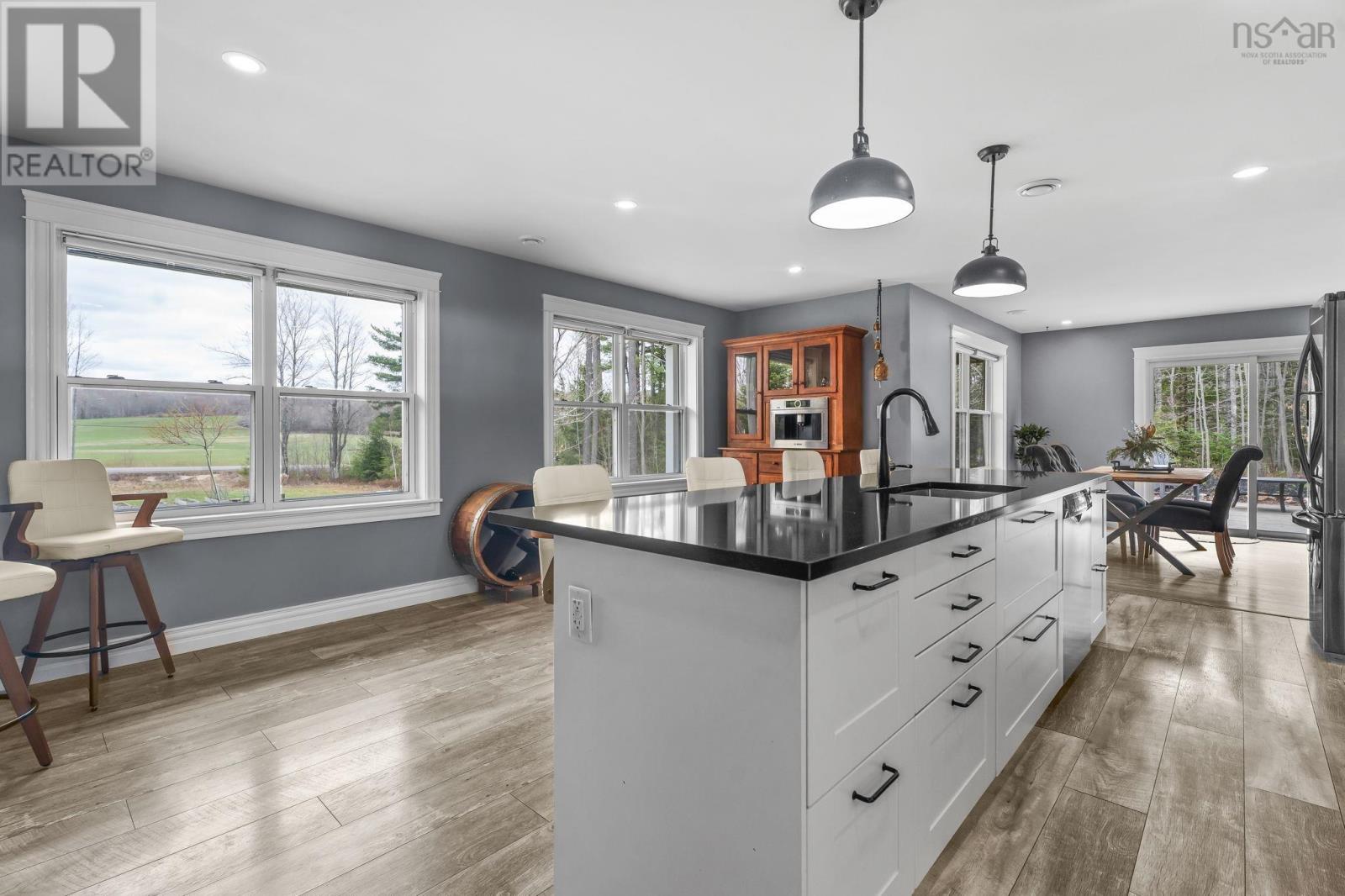 561 Hall Road - 6