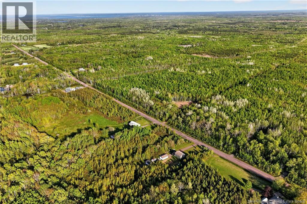 612 MacDougall Road - 13