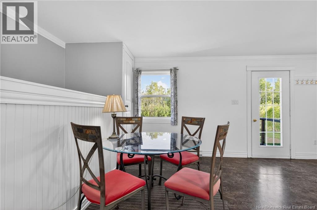 612 MacDougall Road - 26