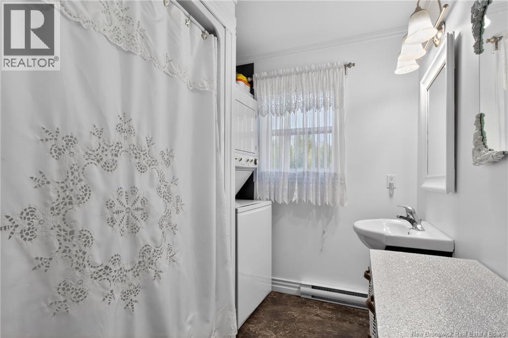 612 MacDougall Road - 36