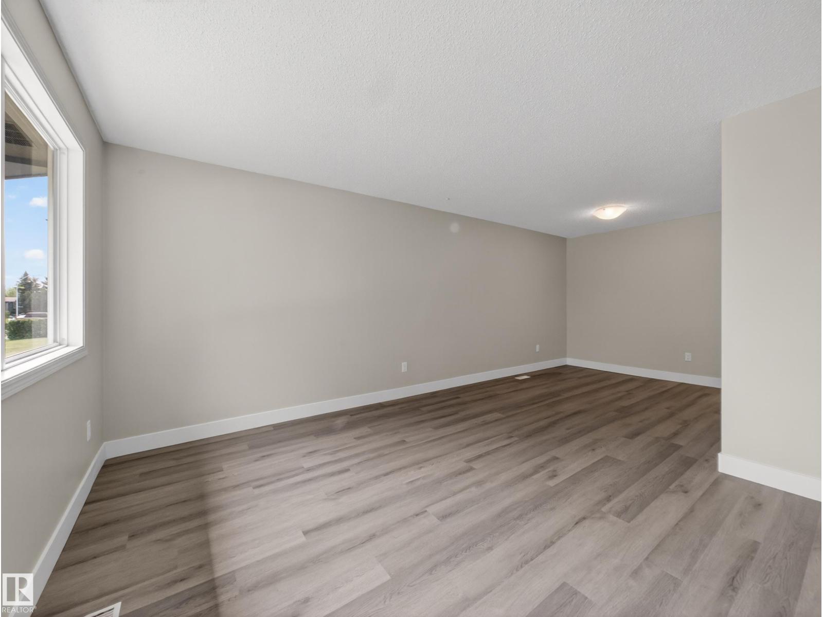 15124 88A ST NW - 11