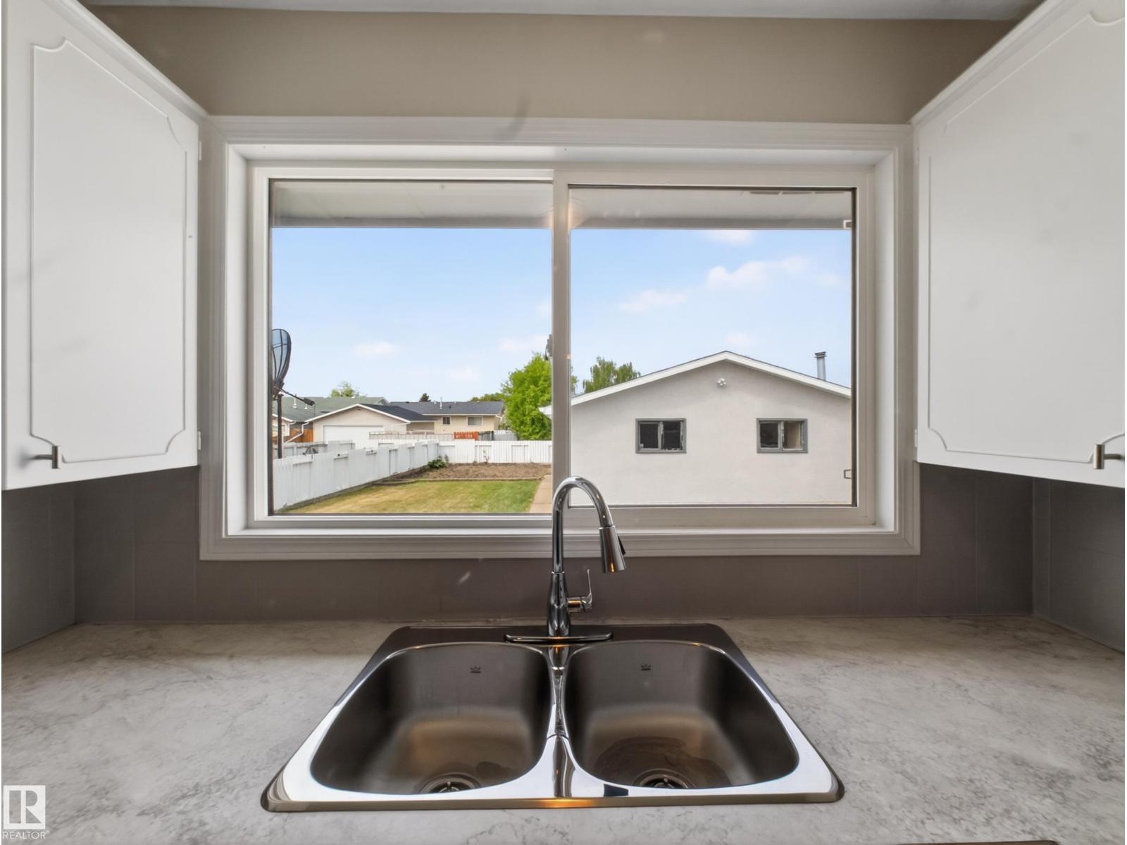 15124 88A ST NW - 15