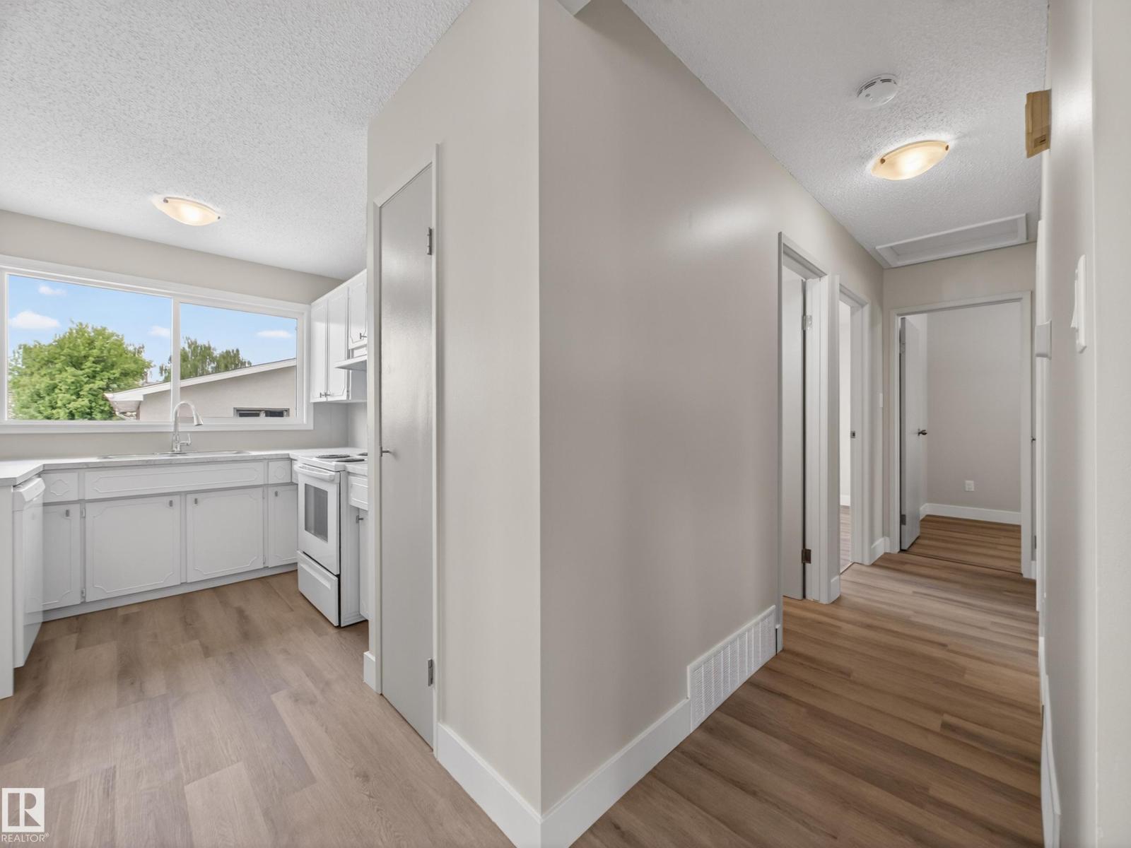 15124 88A ST NW - 19